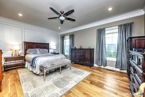 7 Luisa Court Branford CT 06405