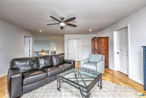 7 Luisa Court Branford CT 06405
