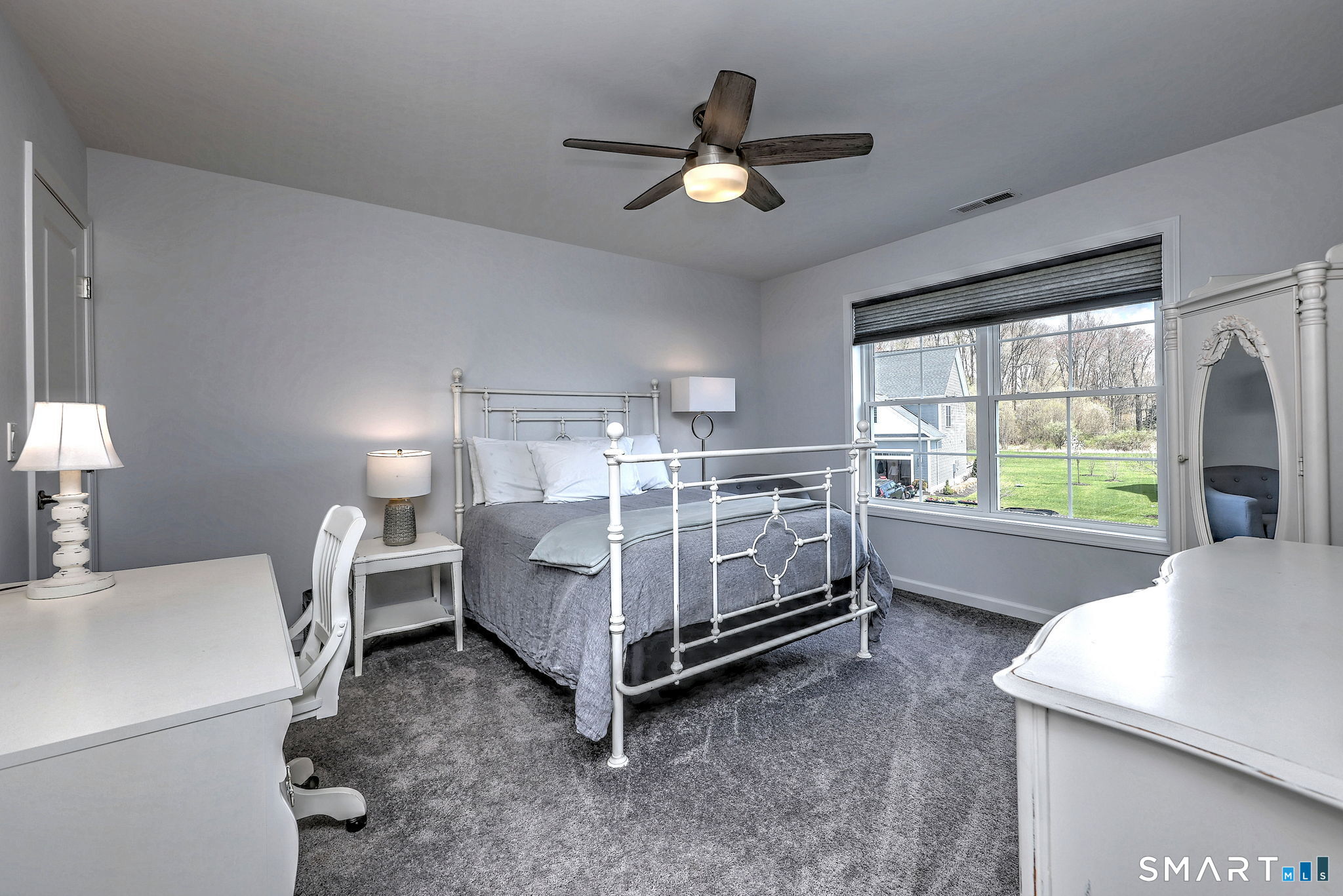 7 Luisa Court Branford CT 06405