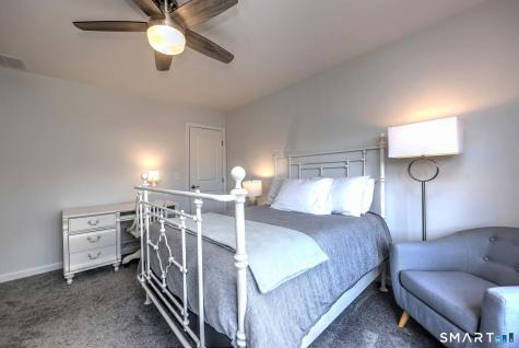 7 Luisa Court Branford CT 06405