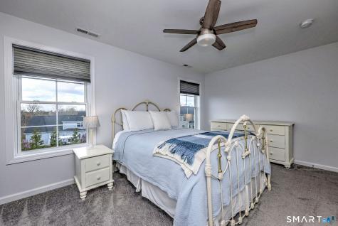 7 Luisa Court Branford CT 06405