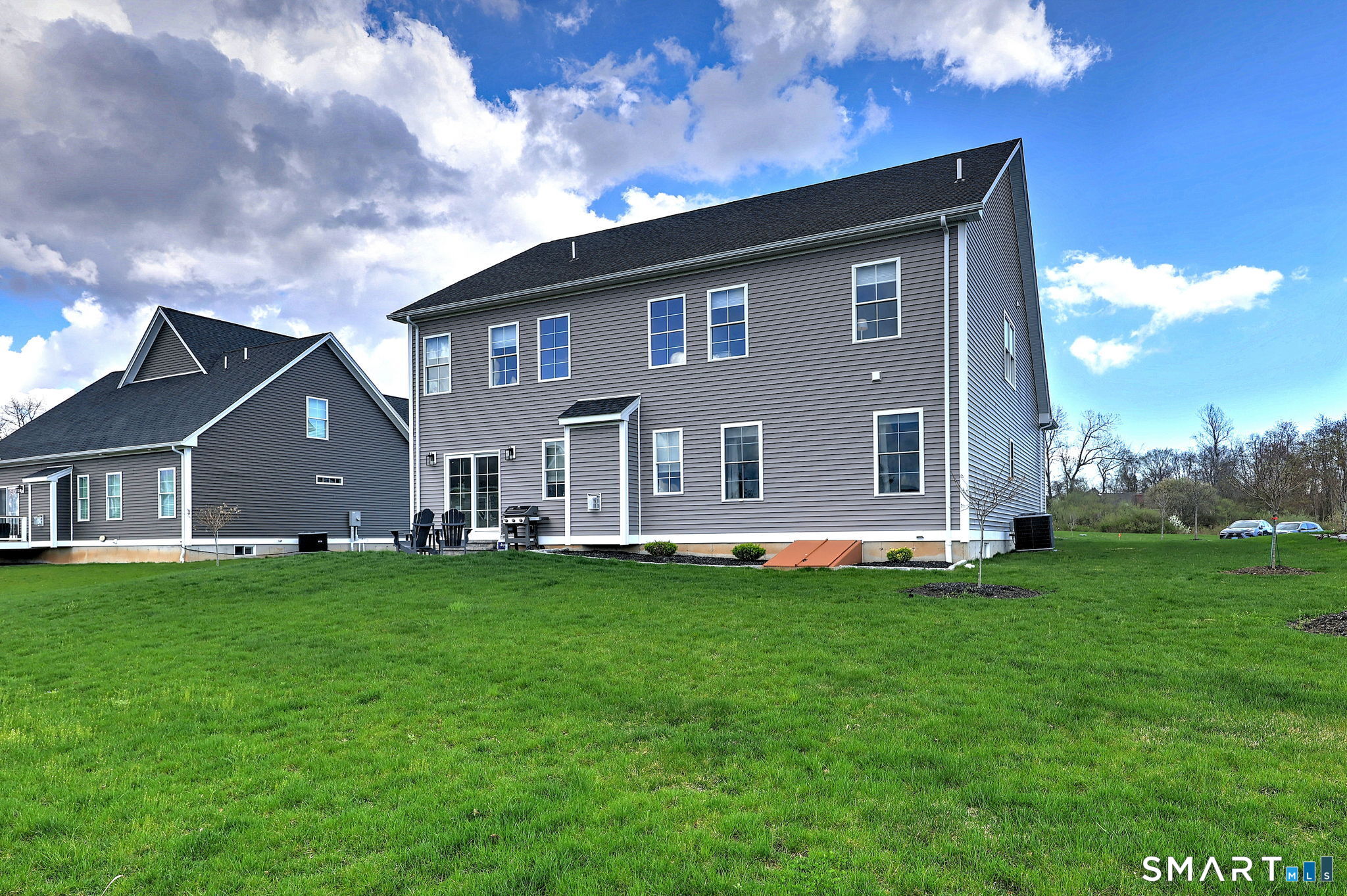 7 Luisa Court Branford CT 06405