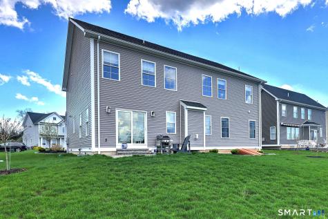 7 Luisa Court Branford CT 06405