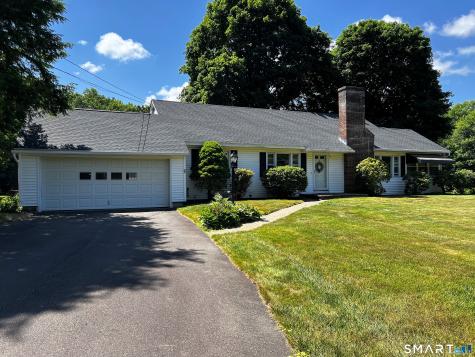 253 Arch Road Avon CT 06001
