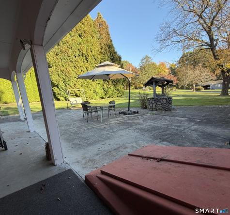 30 Smith Street East Hampton CT 06424