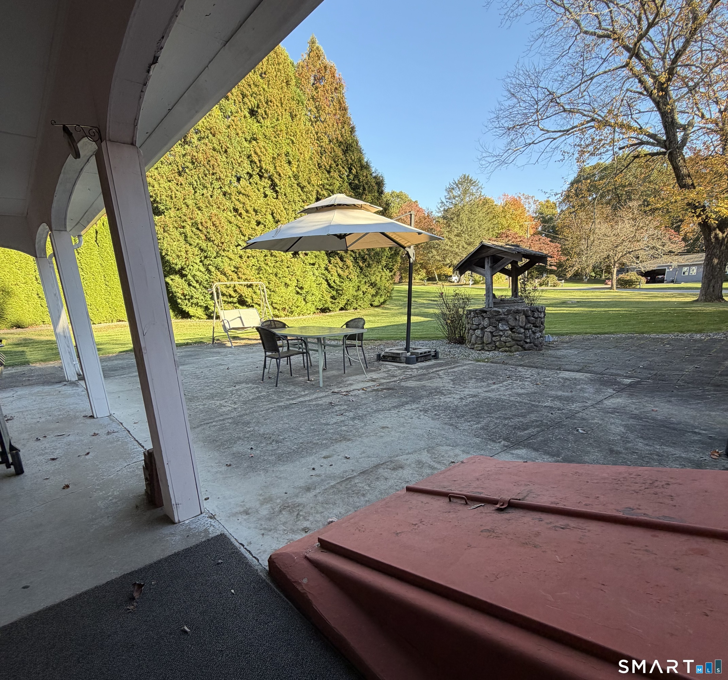 30 Smith Street East Hampton CT 06424