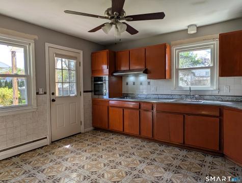 48 Amherst Street Hartford CT 06114