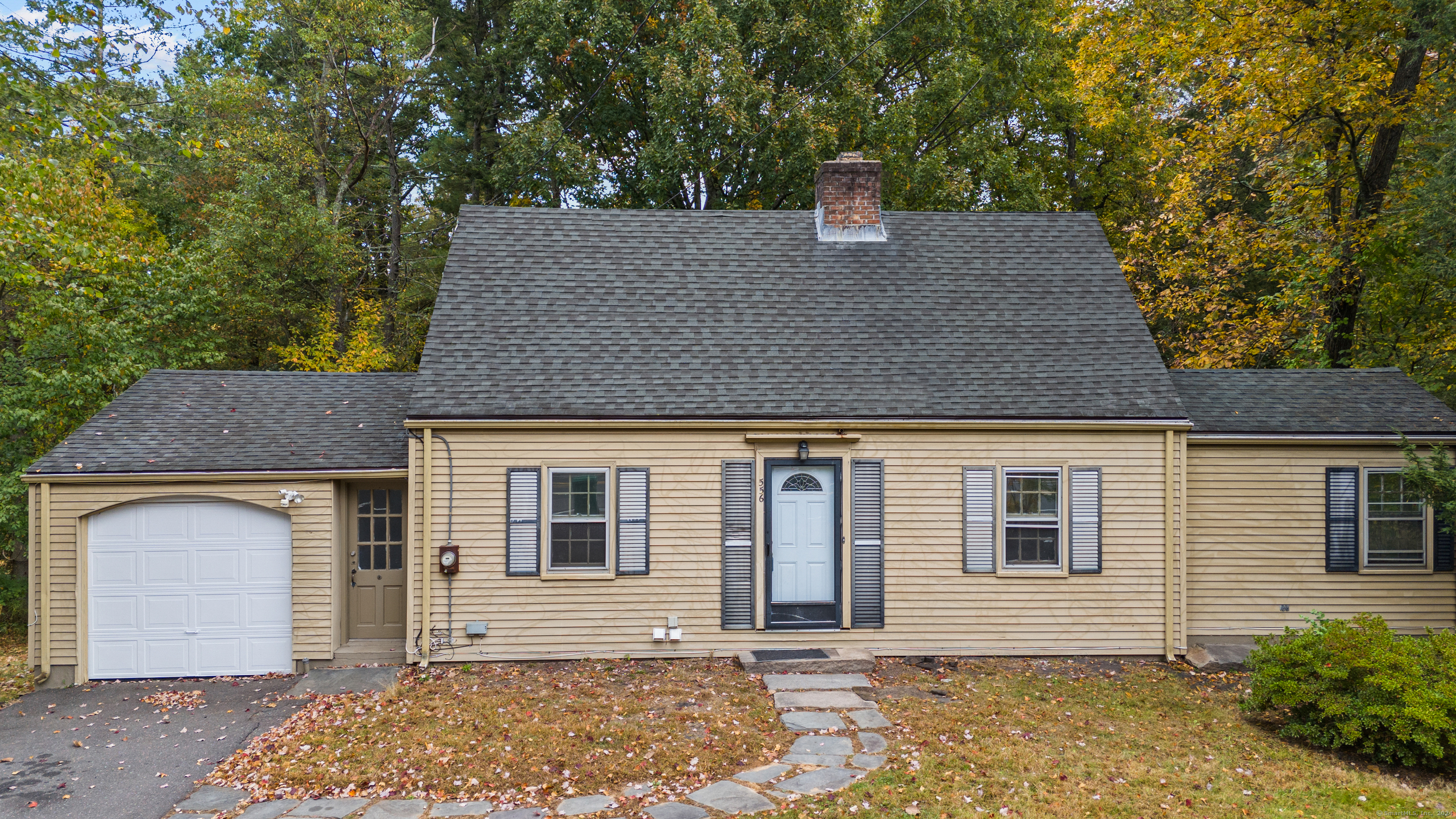 556 Bloomfield Avenue Bloomfield CT 06002