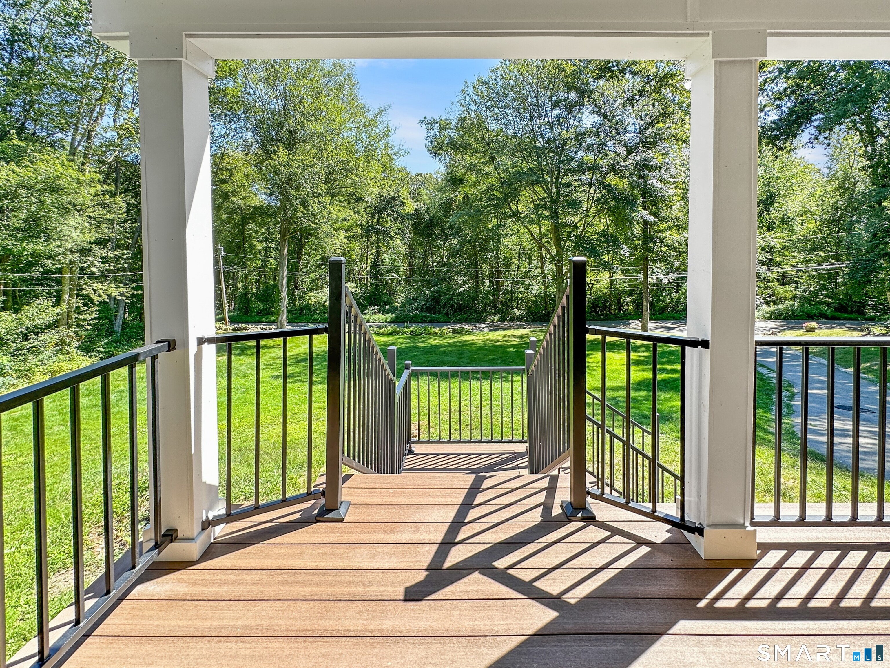 27 Lakes Pond Road Waterford CT 06385