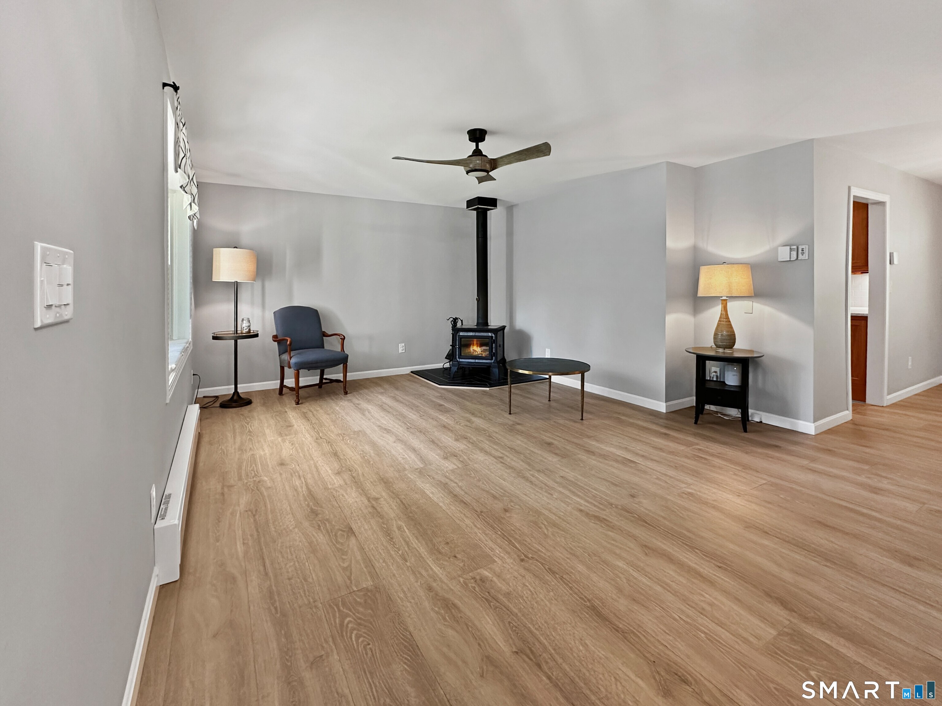 27 Lakes Pond Road Waterford CT 06385