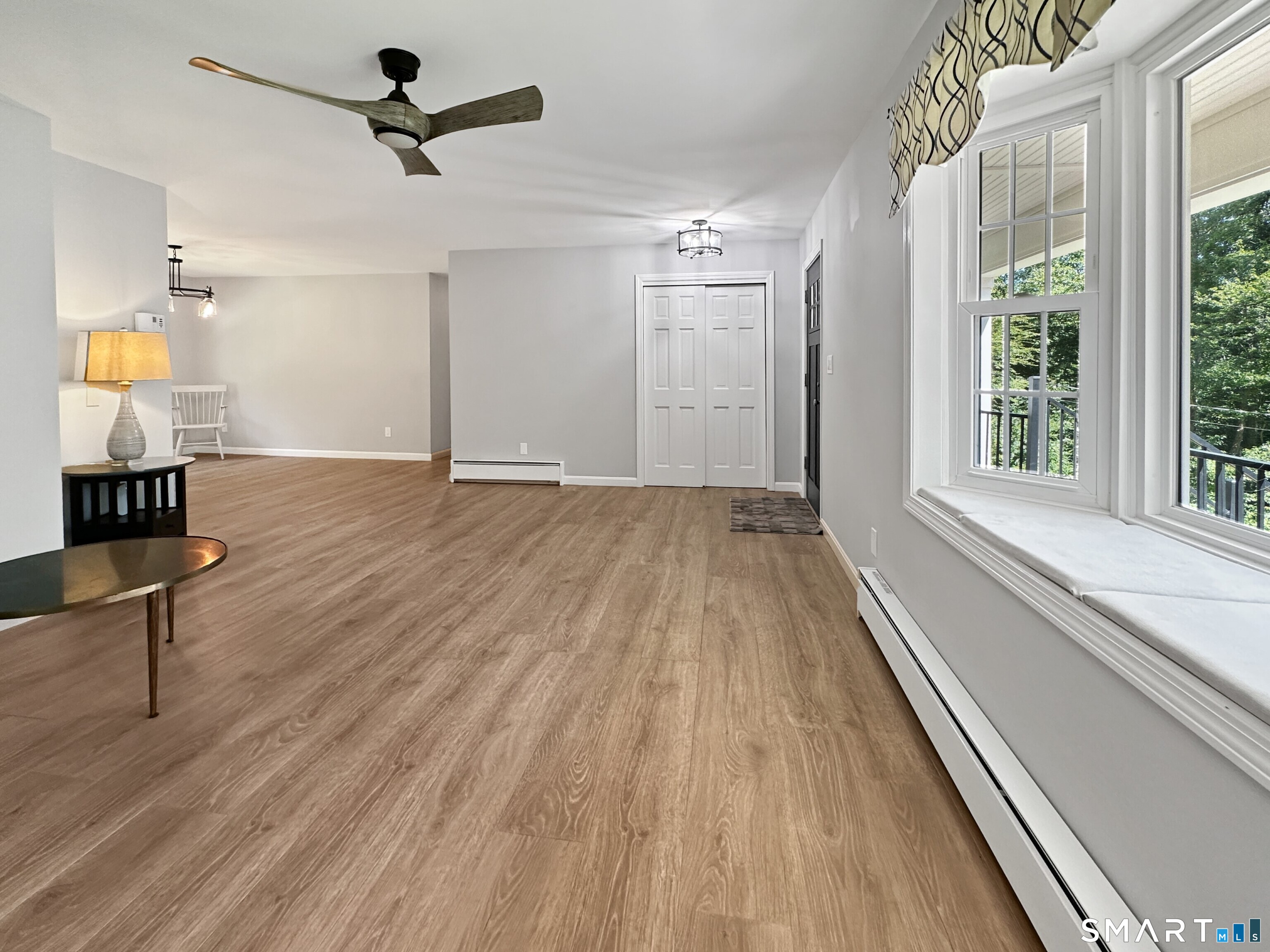27 Lakes Pond Road Waterford CT 06385