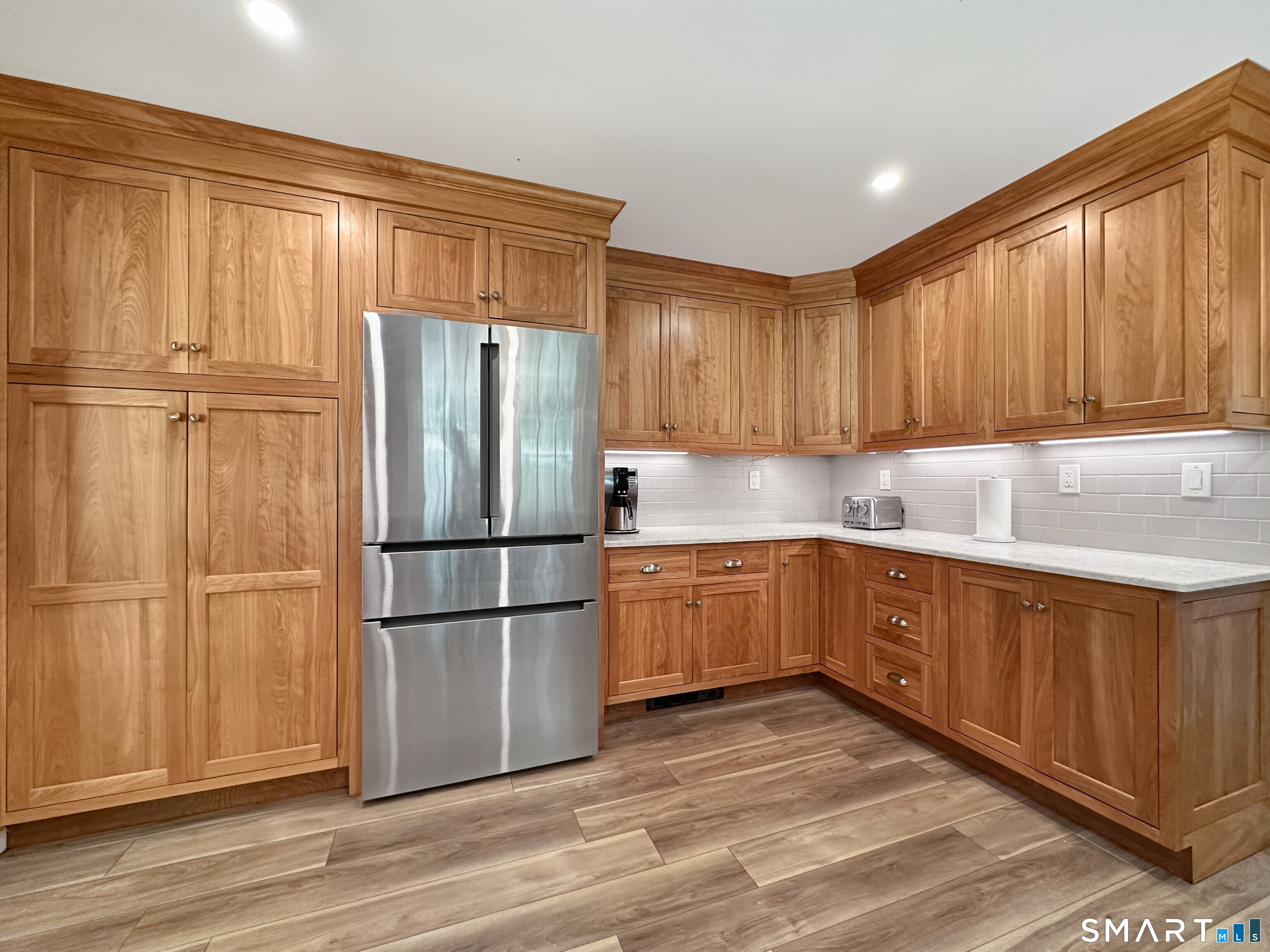 27 Lakes Pond Road Waterford CT 06385