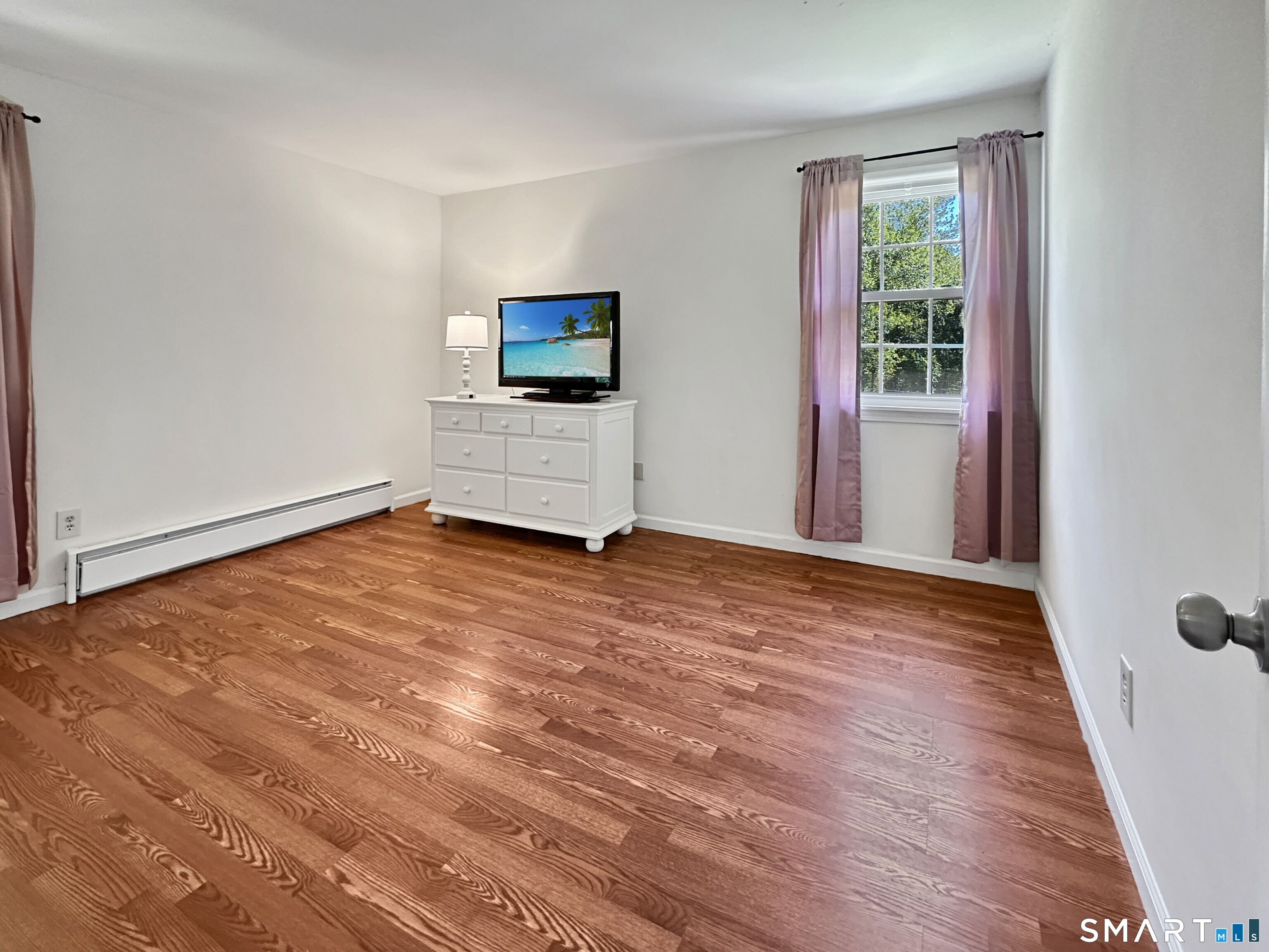 27 Lakes Pond Road Waterford CT 06385