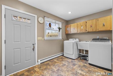 104 South Montowese Street Branford CT 06405