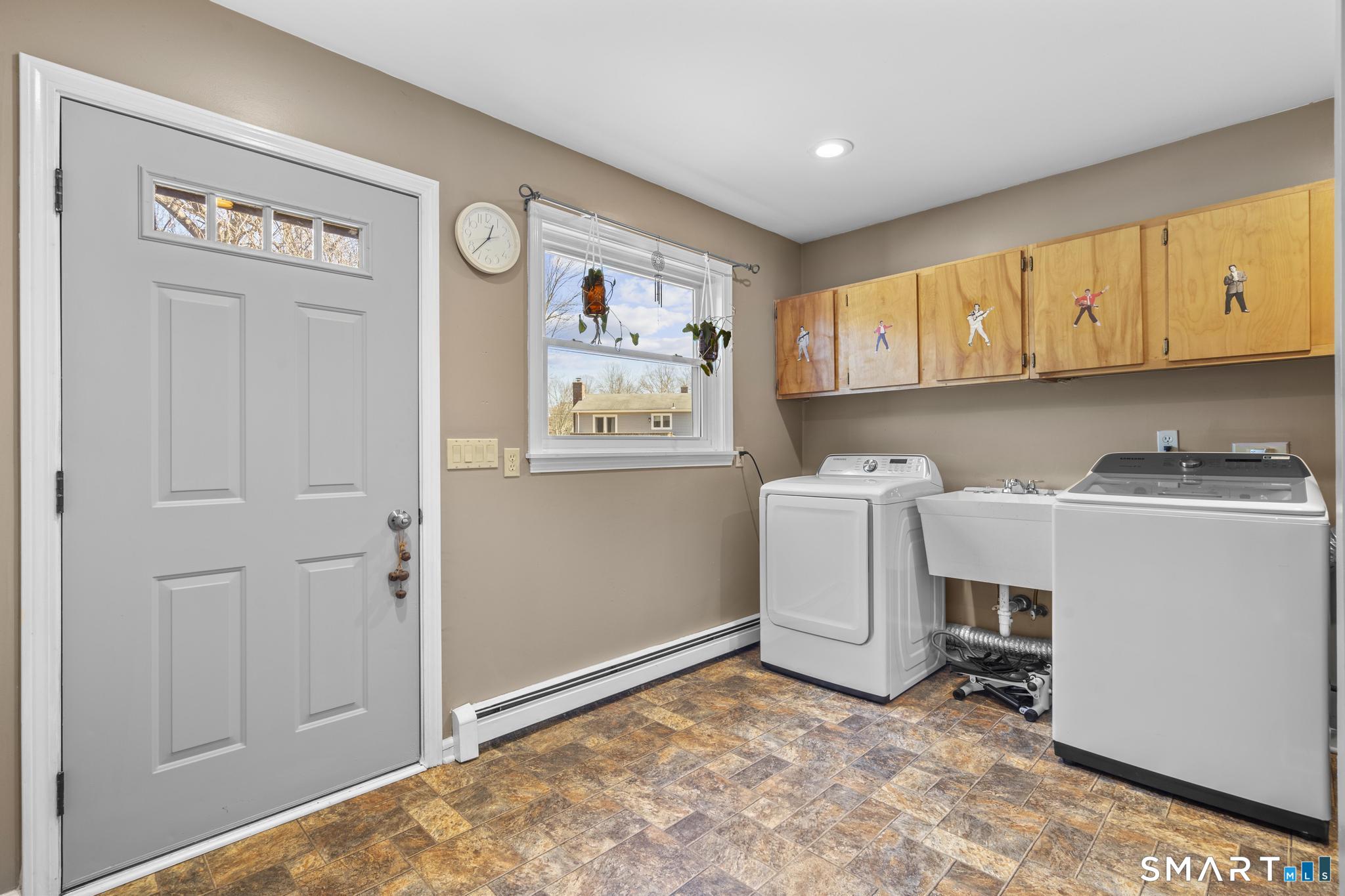 104 South Montowese Street Branford CT 06405