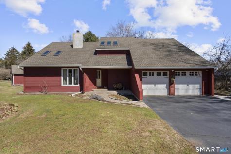 104 South Montowese Street Branford CT 06405