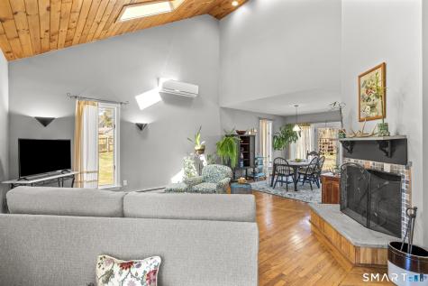 104 South Montowese Street Branford CT 06405