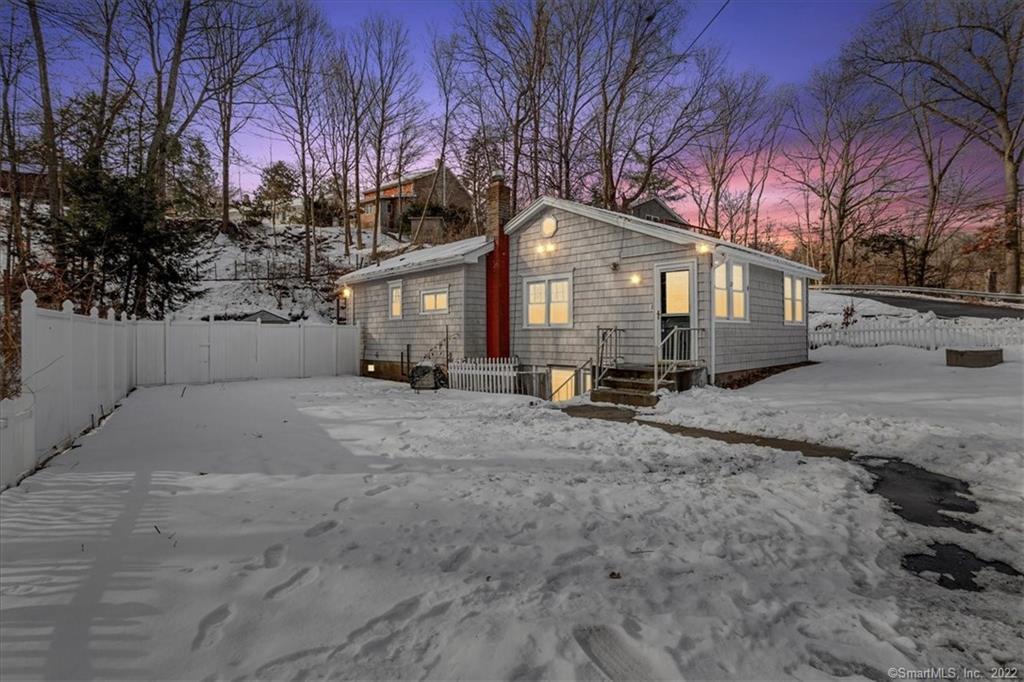 27 Hillside Road Southbury CT 06488