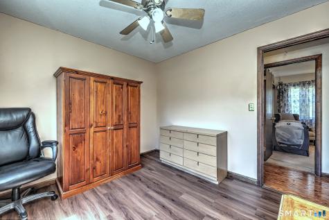 10 Hodio Drive Ansonia CT 06401