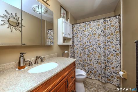 10 Hodio Drive Ansonia CT 06401