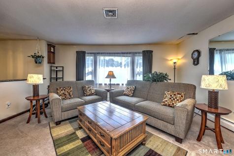 10 Hodio Drive Ansonia CT 06401