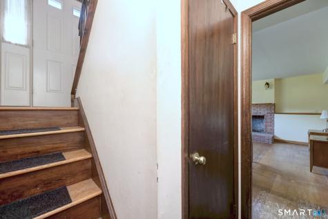 10 Hodio Drive Ansonia CT 06401