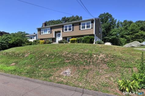 10 Hodio Drive Ansonia CT 06401