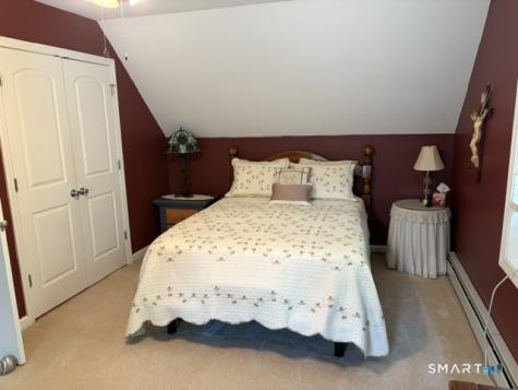 16 Walnut Street Woodstock CT 06281