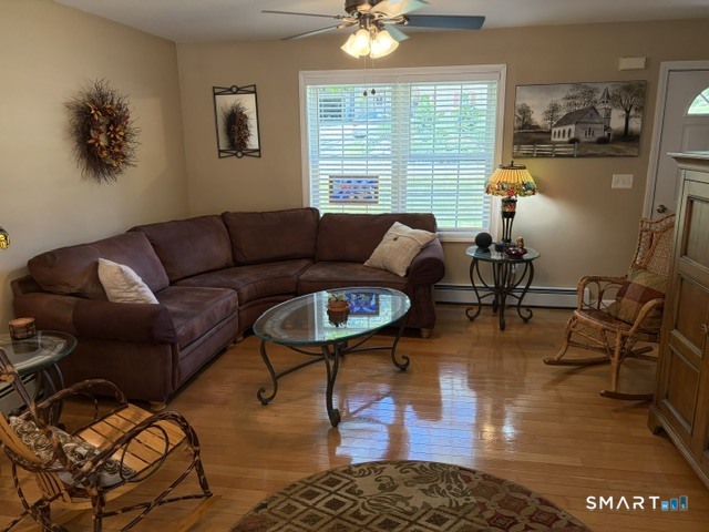 16 Walnut Street Woodstock CT 06281