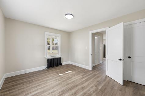 23 Woodlawn Avenue Enfield CT 06082