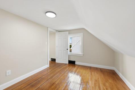 23 Woodlawn Avenue Enfield CT 06082