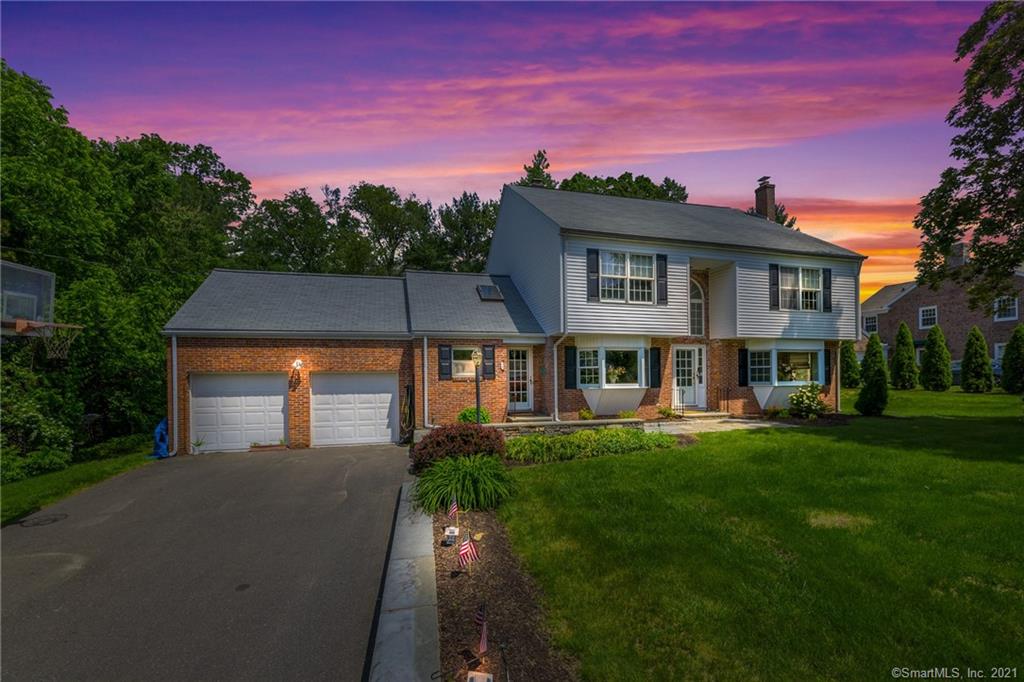 26 Forest Hills Lane West Hartford CT 06117