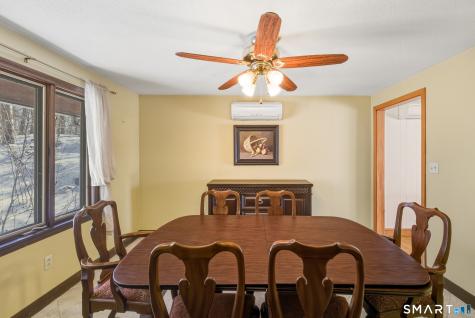 16 Merrywood Lane East Lyme CT 06333