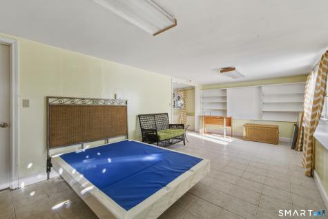 16 Merrywood Lane East Lyme CT 06333