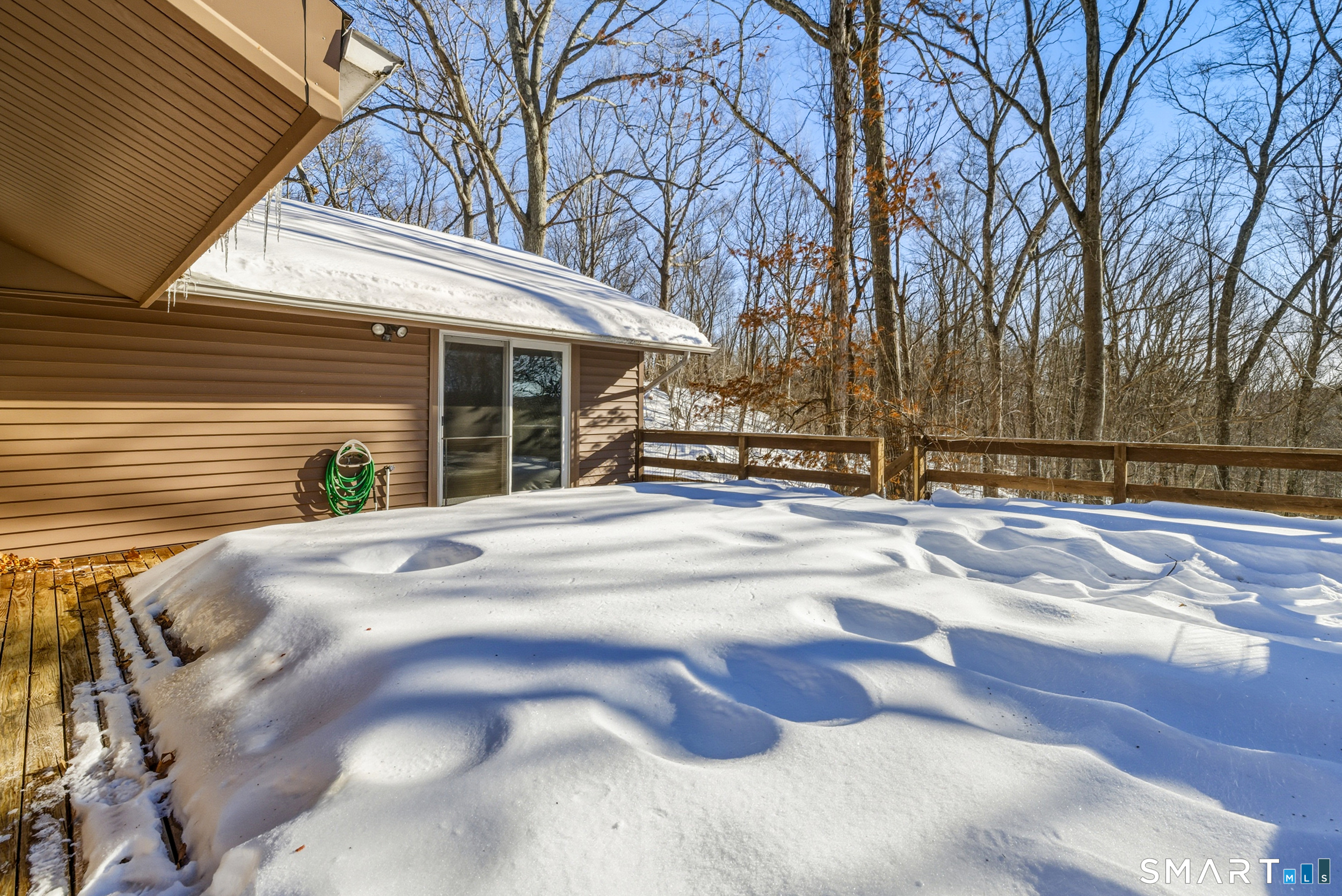 16 Merrywood Lane East Lyme CT 06333