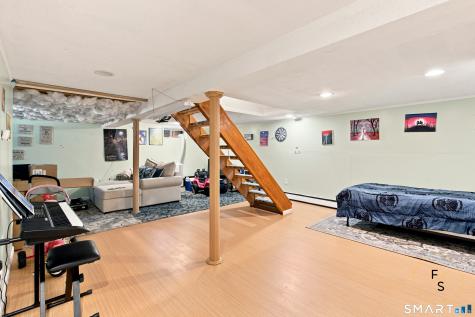 134 Croft Drive Manchester CT 06042