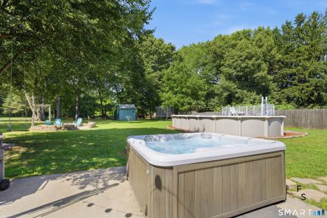 134 Croft Drive Manchester CT 06042