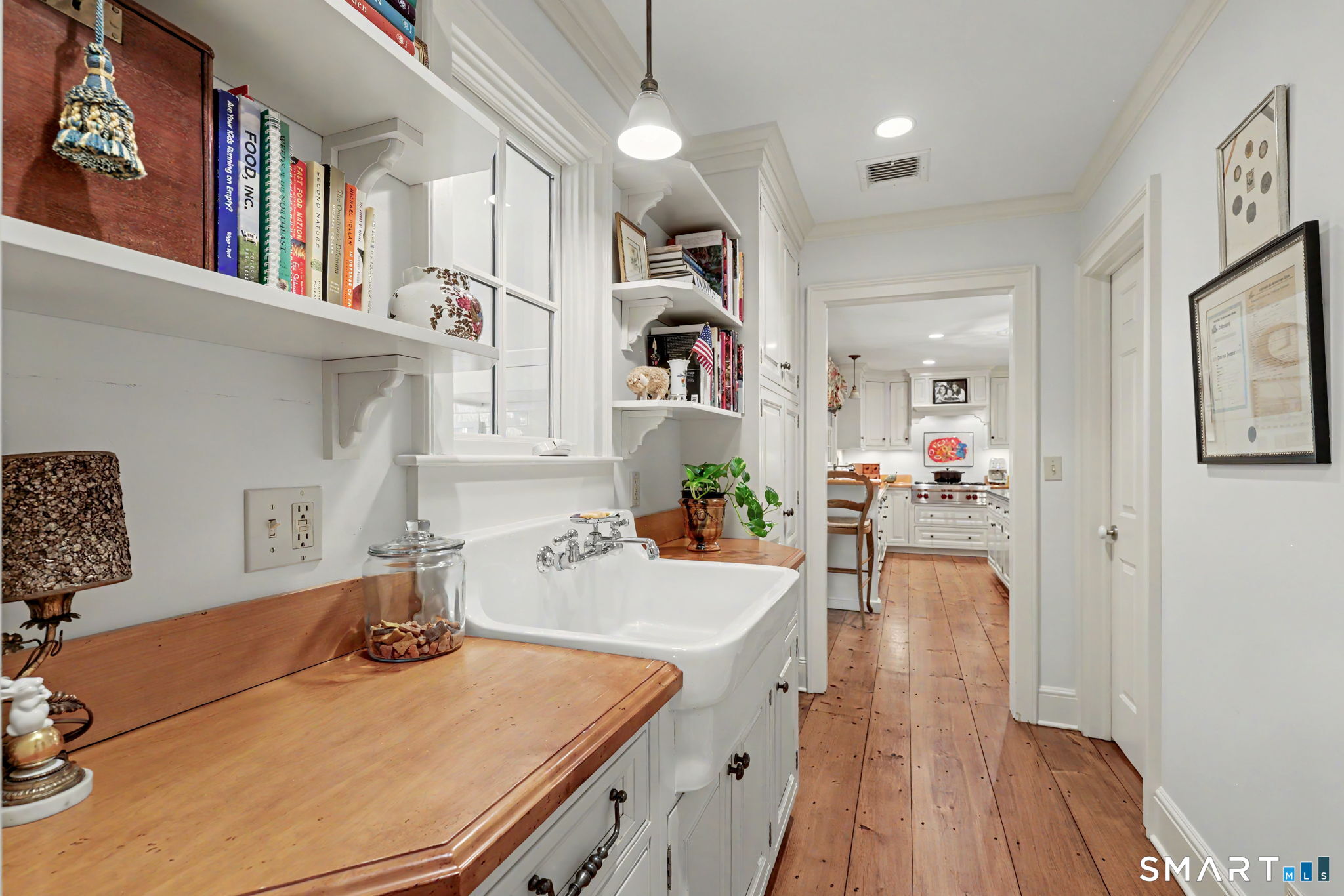 85 Bittersweet Lane New Canaan CT 06840