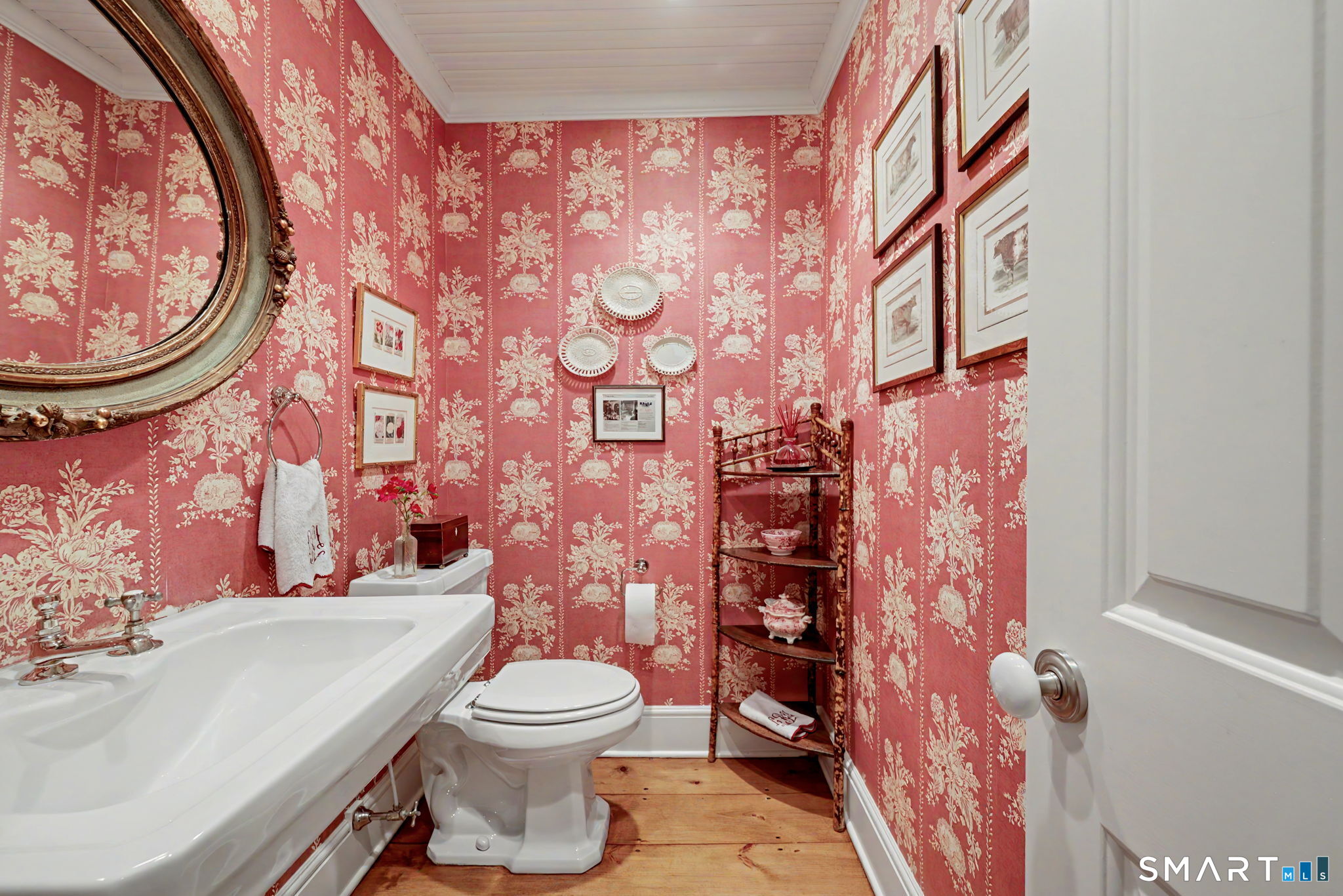 85 Bittersweet Lane New Canaan CT 06840