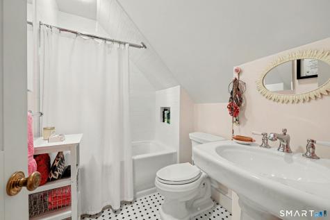 85 Bittersweet Lane New Canaan CT 06840