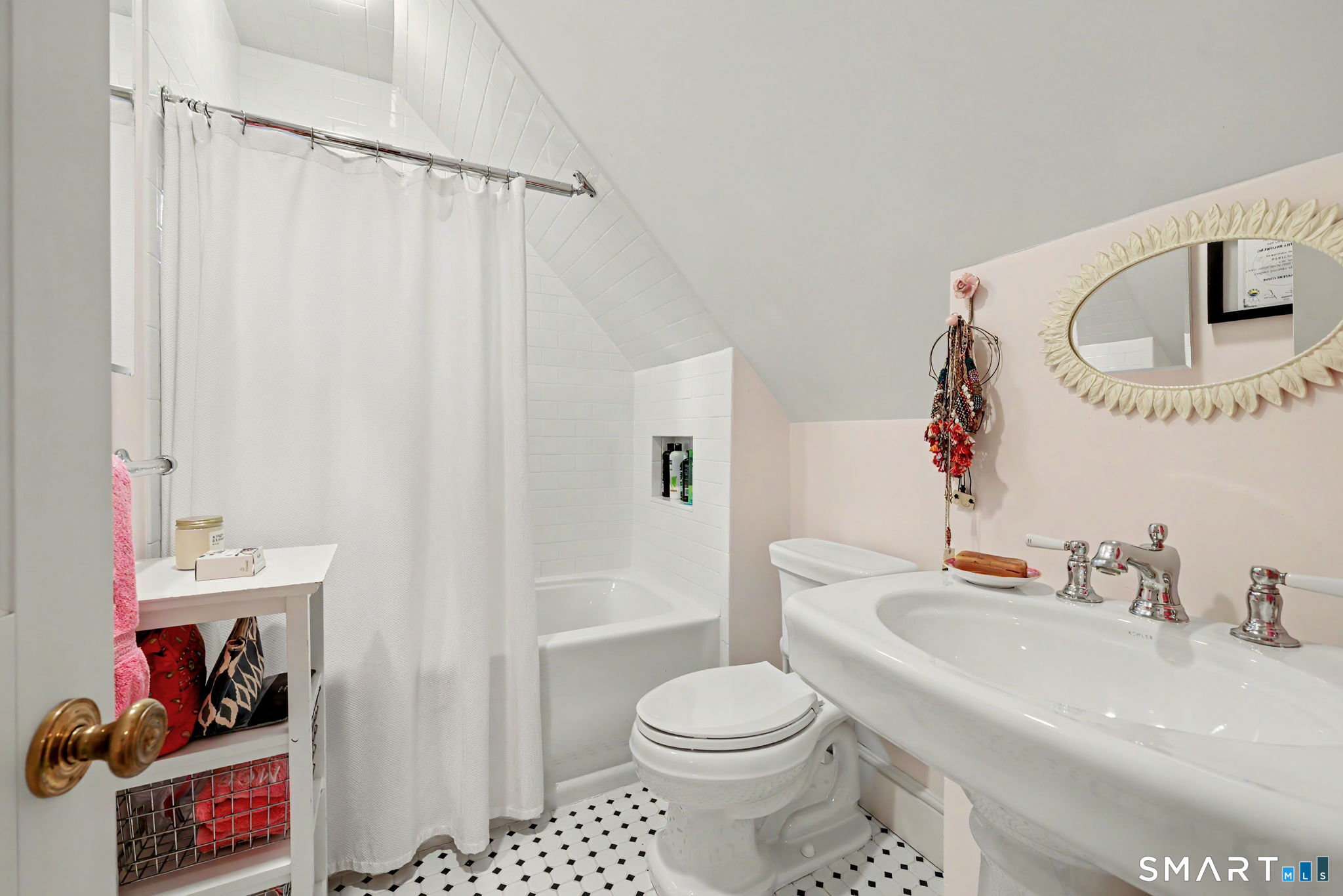 85 Bittersweet Lane New Canaan CT 06840