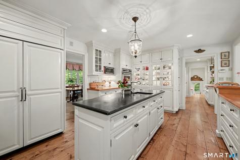 85 Bittersweet Lane New Canaan CT 06840