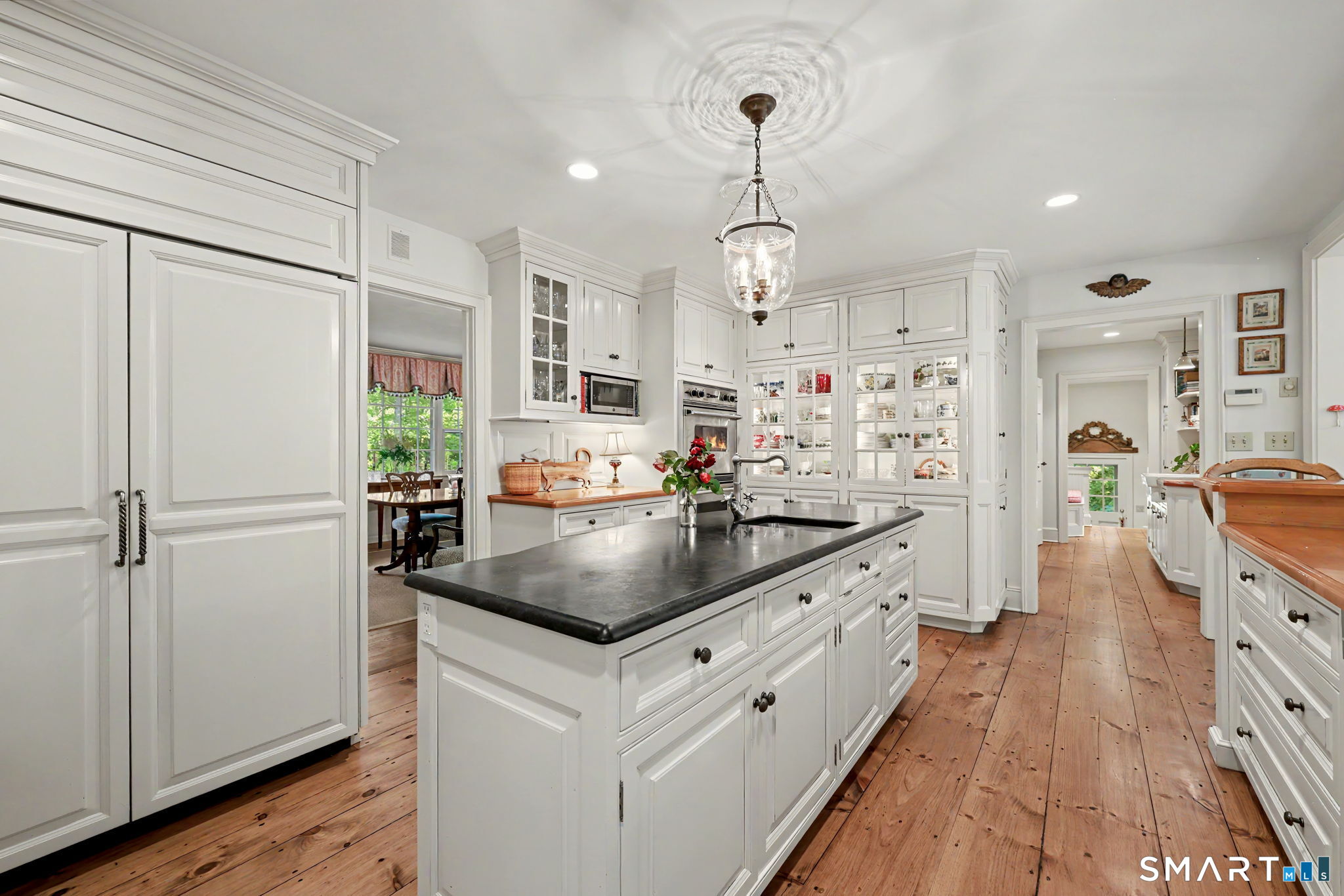 85 Bittersweet Lane New Canaan CT 06840