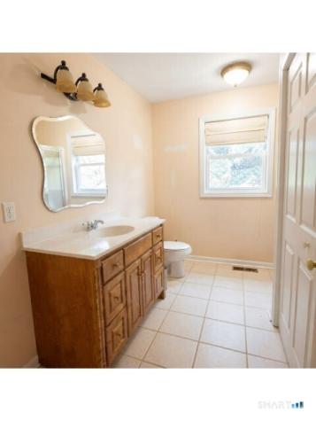 18 Quigley Road Wallingford CT 06492