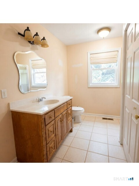18 Quigley Road Wallingford CT 06492
