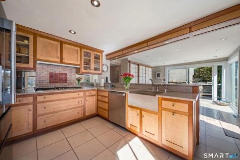 11 Middle Beach Road Madison CT 06443