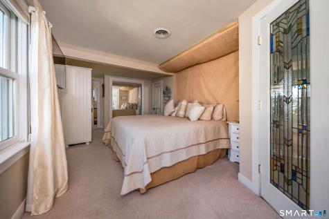 11 Middle Beach Road Madison CT 06443