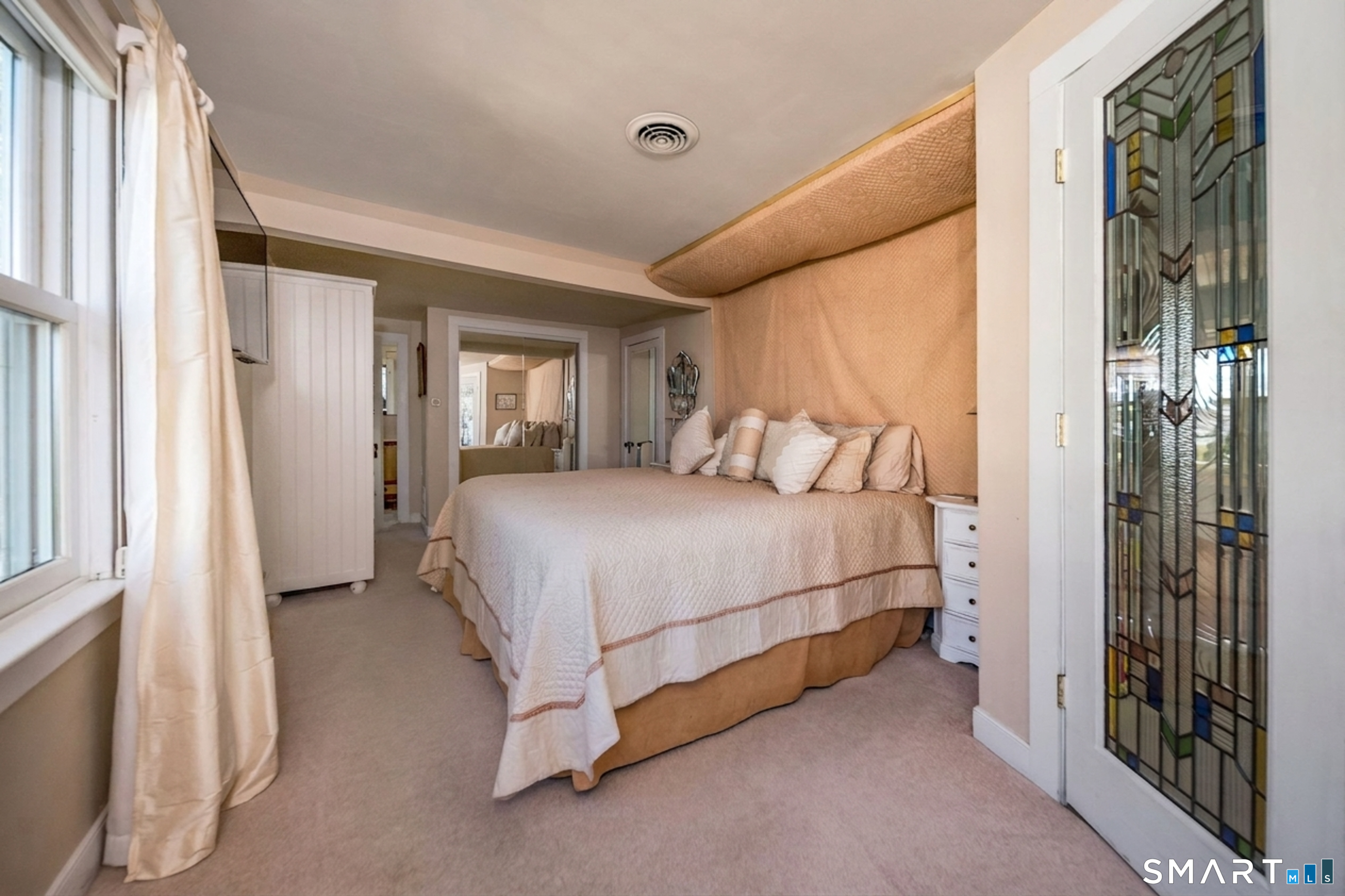 11 Middle Beach Road Madison CT 06443