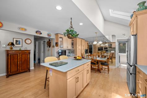 15 Rose Ridge Court Stonington CT 06379