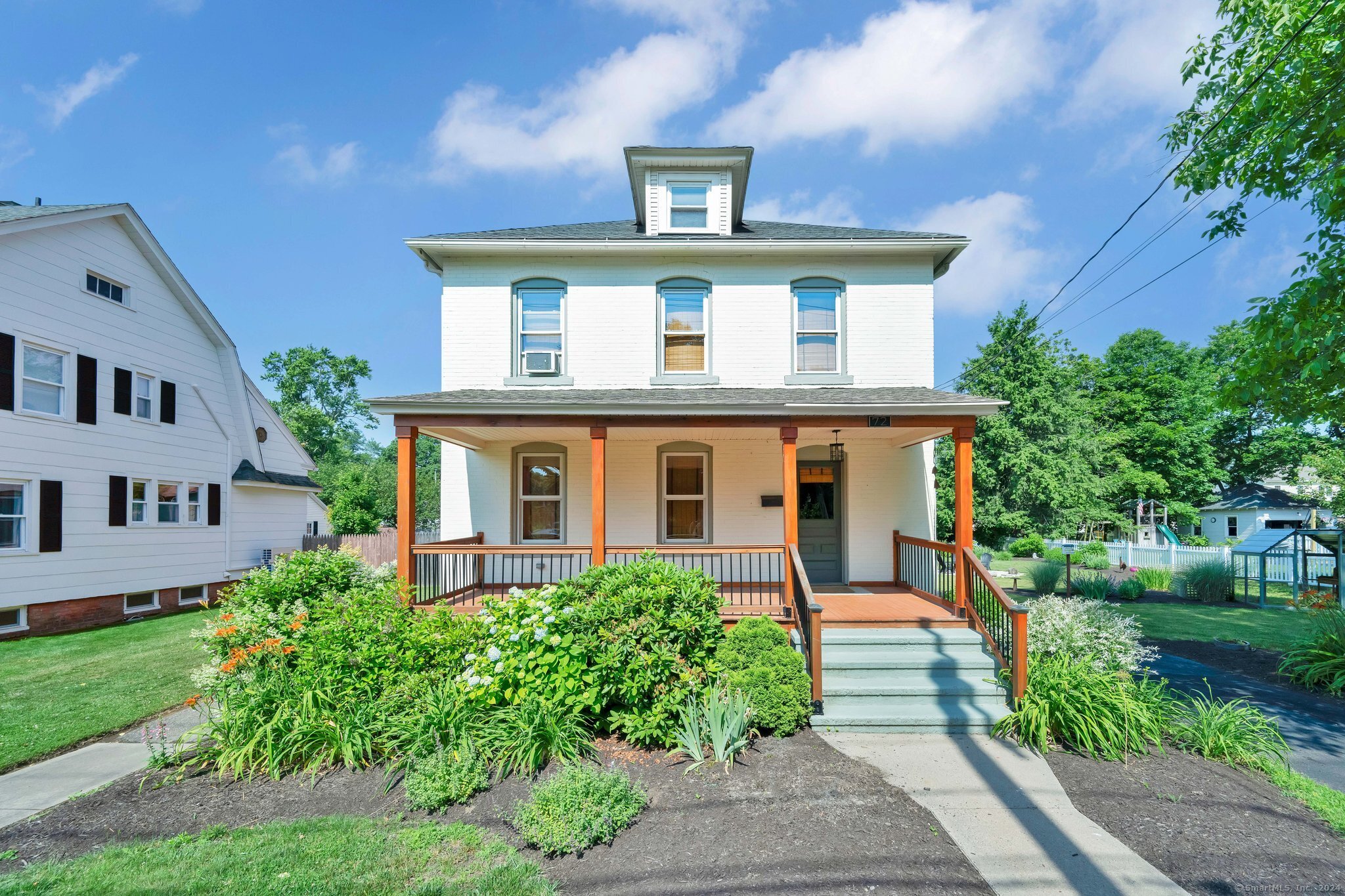 72 North Main Street Windsor Locks CT 06096